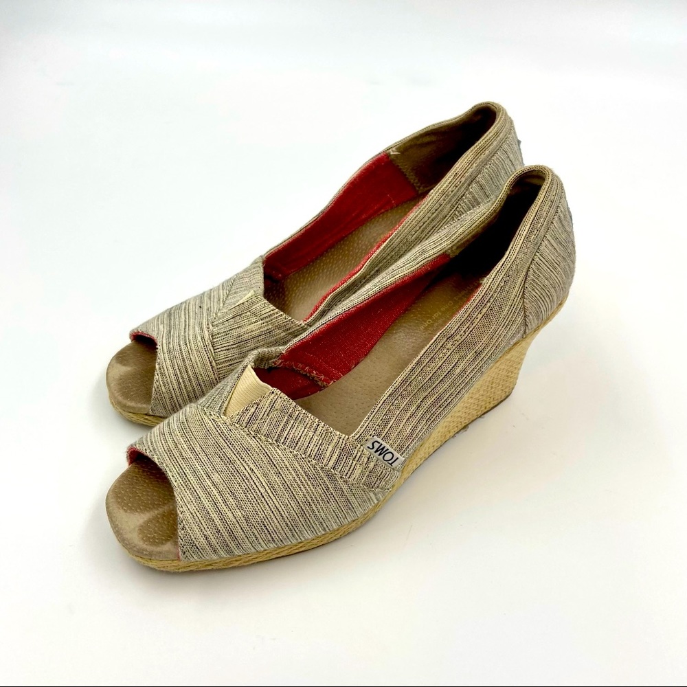 Toms Wedges Women's Size W 9.5 Gray White Striped Open Peep Toe Heels Sandals